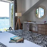 5 Bedroom With Private Pool *