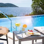 5 Bedroom With Private Pool Poljice